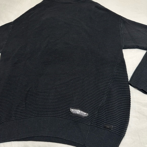 Sweater - Picture 3 of 4